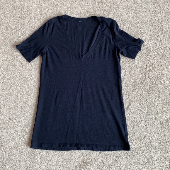 Lululemon Love Tee 6 - Picture 5 of 7